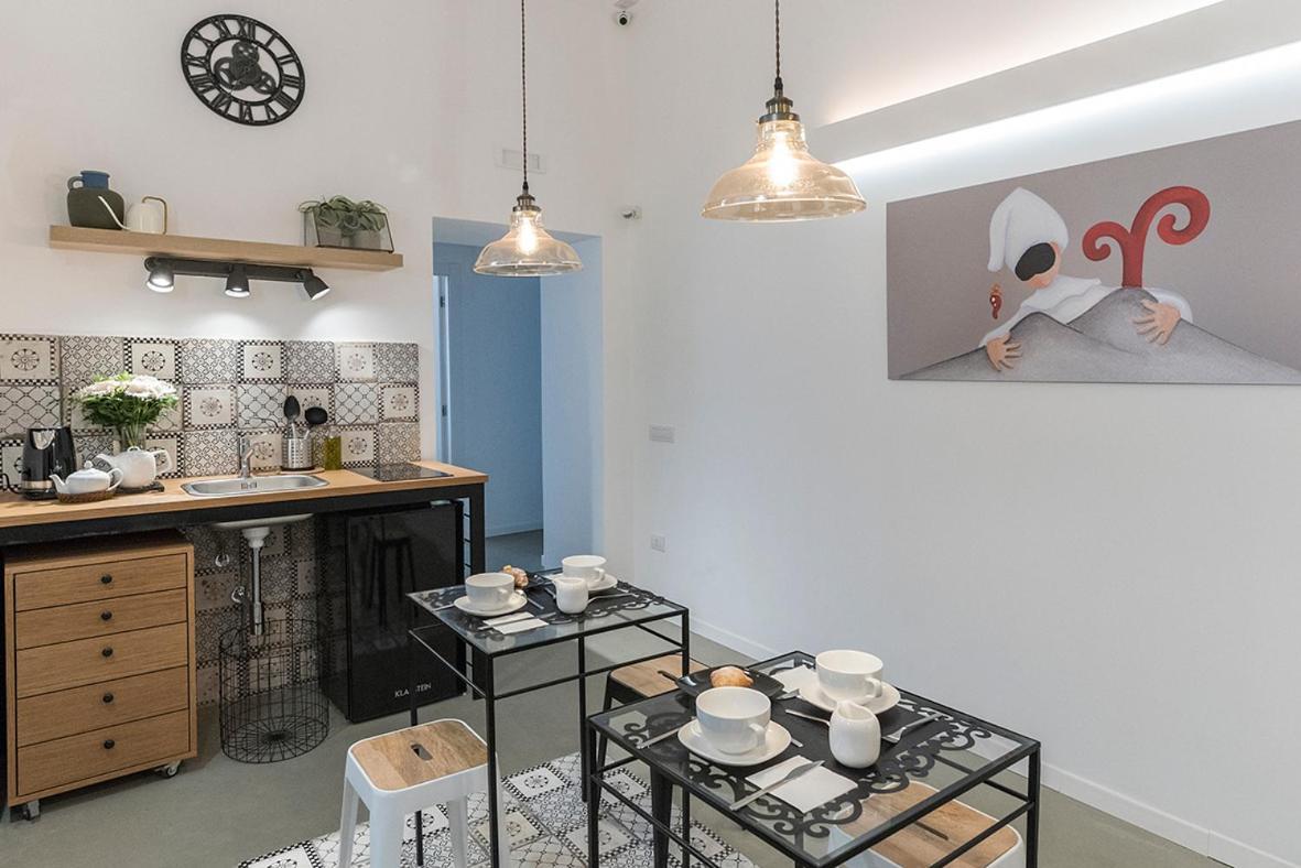 A Misura Duomo Rooms & Apartment - Ls Accommodations Neapel Exteriör bild