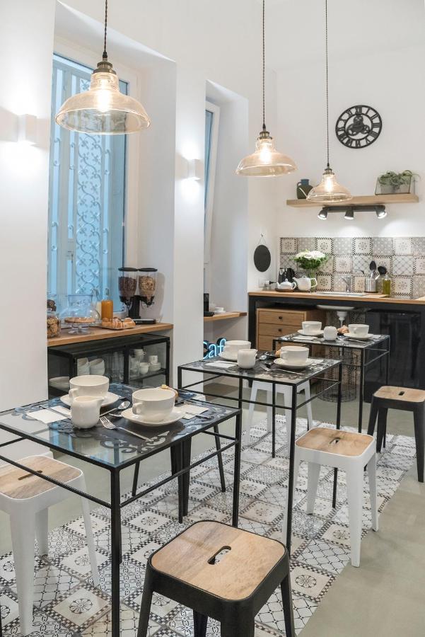 A Misura Duomo Rooms & Apartment - Ls Accommodations Neapel Exteriör bild