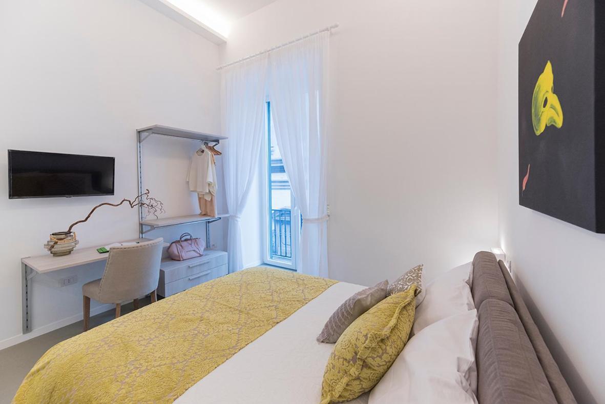 A Misura Duomo Rooms & Apartment - Ls Accommodations Neapel Exteriör bild