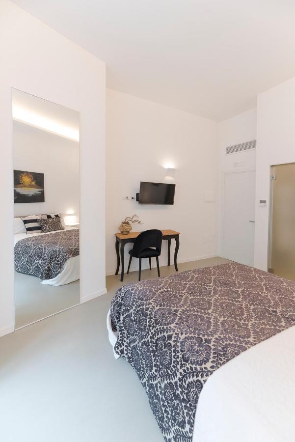 A Misura Duomo Rooms & Apartment - Ls Accommodations Neapel Exteriör bild