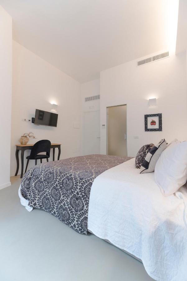 A Misura Duomo Rooms & Apartment - Ls Accommodations Neapel Exteriör bild