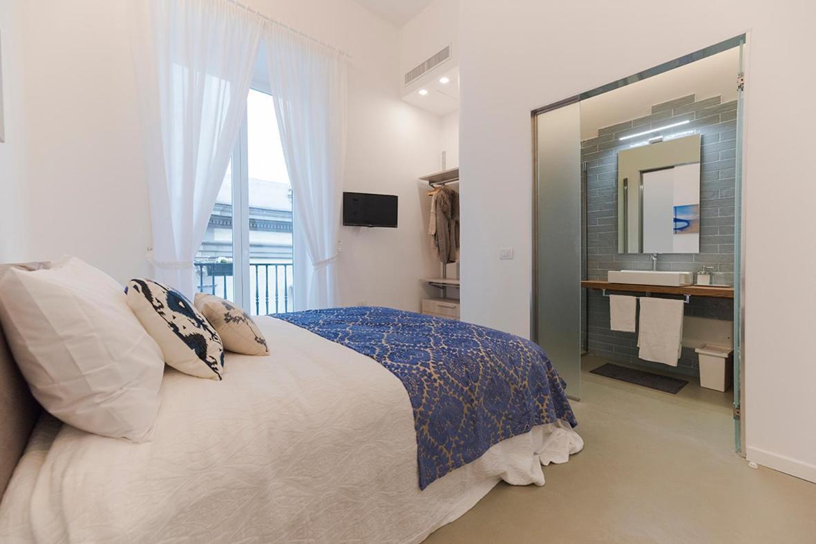 A Misura Duomo Rooms & Apartment - Ls Accommodations Neapel Exteriör bild