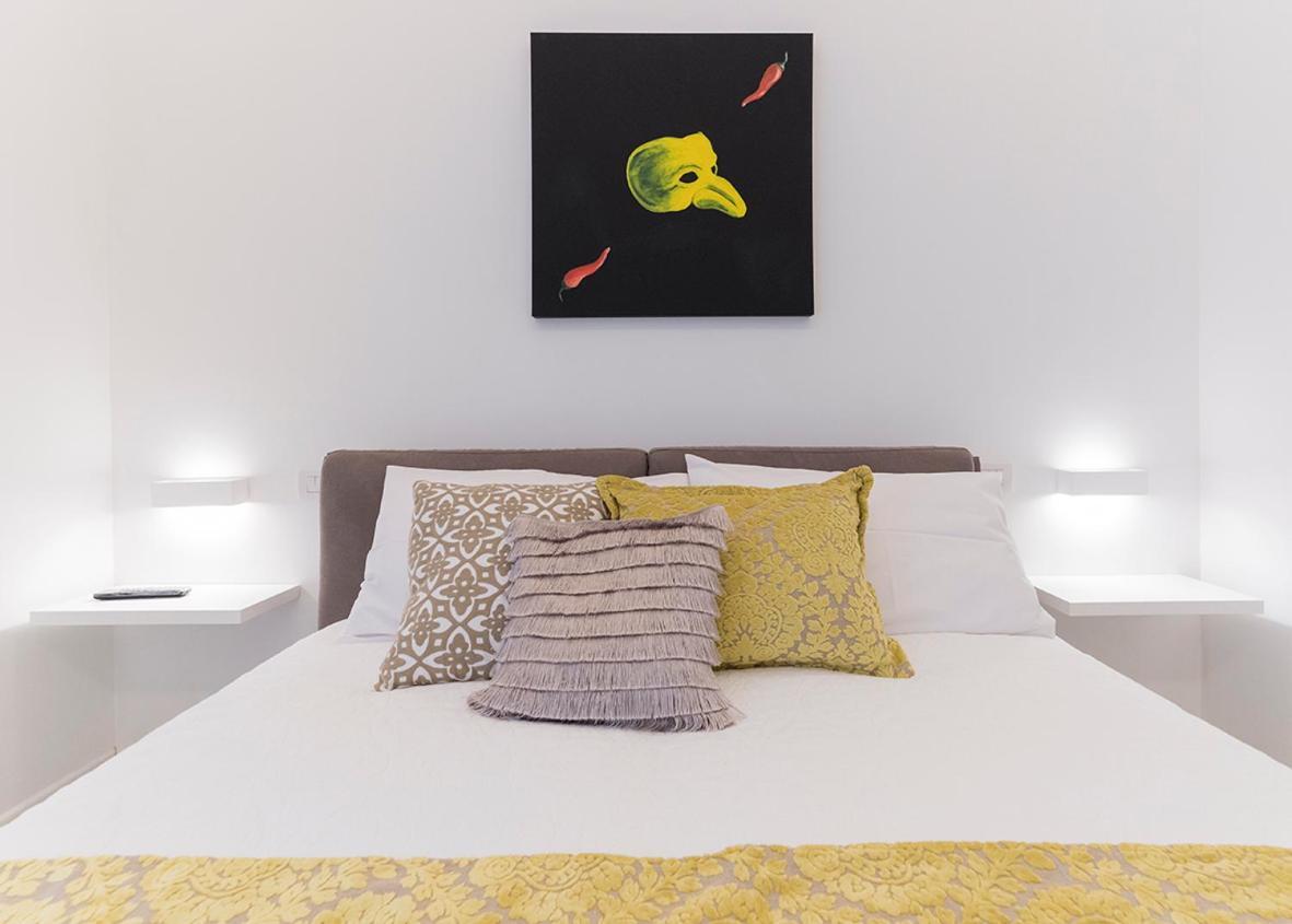 A Misura Duomo Rooms & Apartment - Ls Accommodations Neapel Exteriör bild