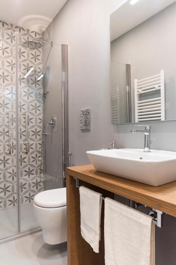 A Misura Duomo Rooms & Apartment - Ls Accommodations Neapel Exteriör bild